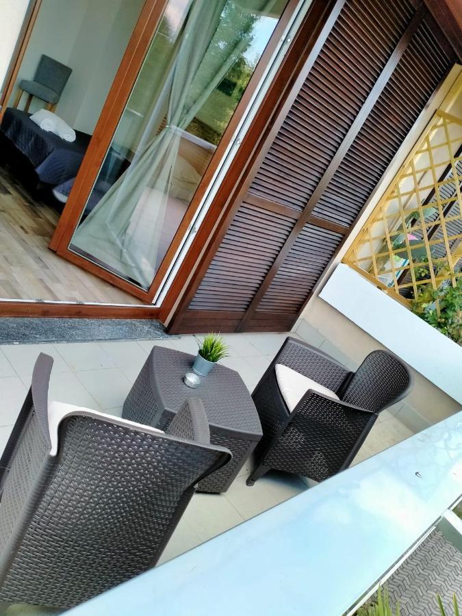 Suite Room Malpensa B&B Cardano Al Campo Eksteriør bilde