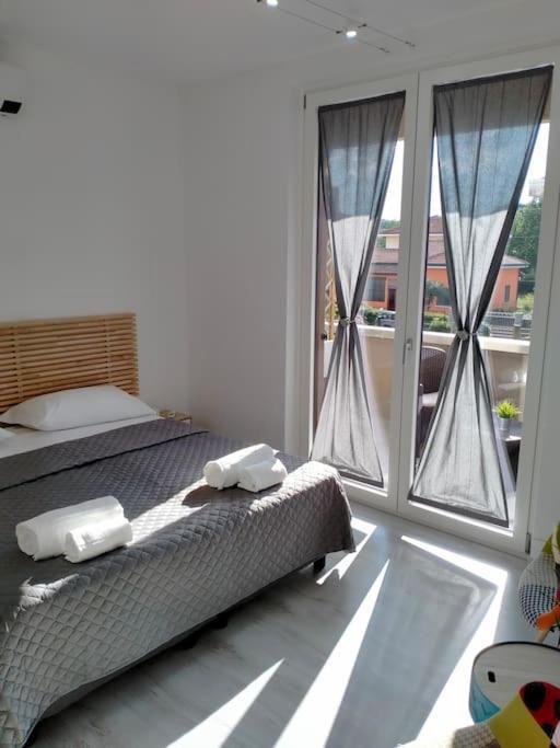 Suite Room Malpensa B&B Cardano Al Campo Eksteriør bilde
