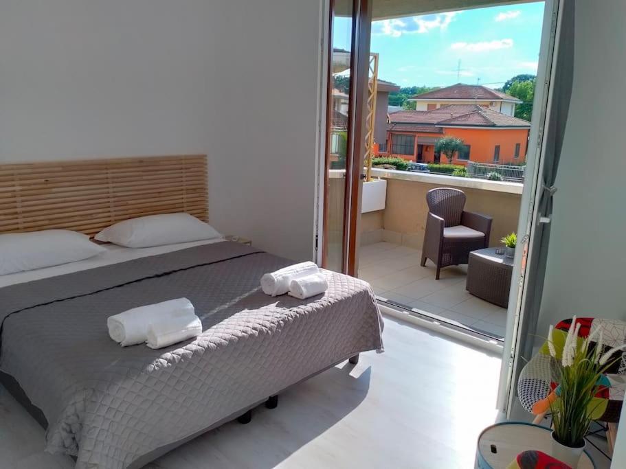 Suite Room Malpensa B&B Cardano Al Campo Eksteriør bilde